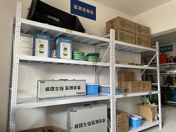 公司仓库